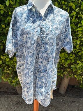 Vintage 80’s men’s shirt, First Aid, USA/ Geometric bird! Could be a dress!